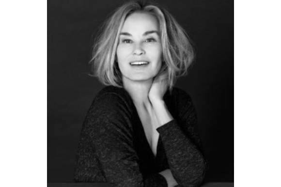 Jessica Lange portrait, copyright: Manuel Outumuro, source: National Gallery in Sofia
