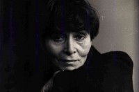 “First Lady of Czech Cinema,” Vera Chytilova, dies aged 85 in Prague.