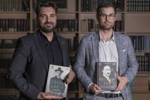 PRODUCTION: Tamás Kollarik, Sándor Takó and Ádám Tősér Shoot Documentary about Hollywood’s Hungarian Born Founding Fathers William Fox and Adolph Zukor